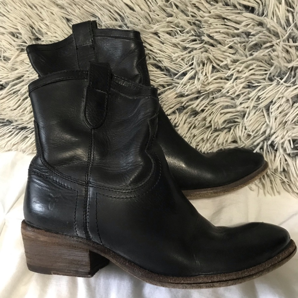 Frye short leather boots